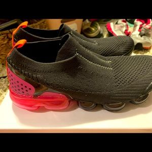 BRAND NEW NEVER WORN SIZE 8